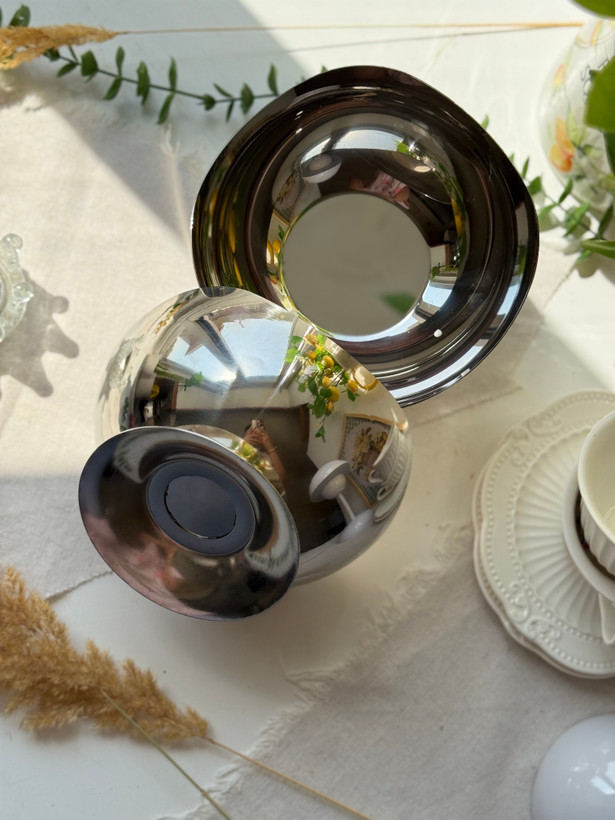 کاسه سرو دفرمه پایه دار استیل یونیک نقره ای